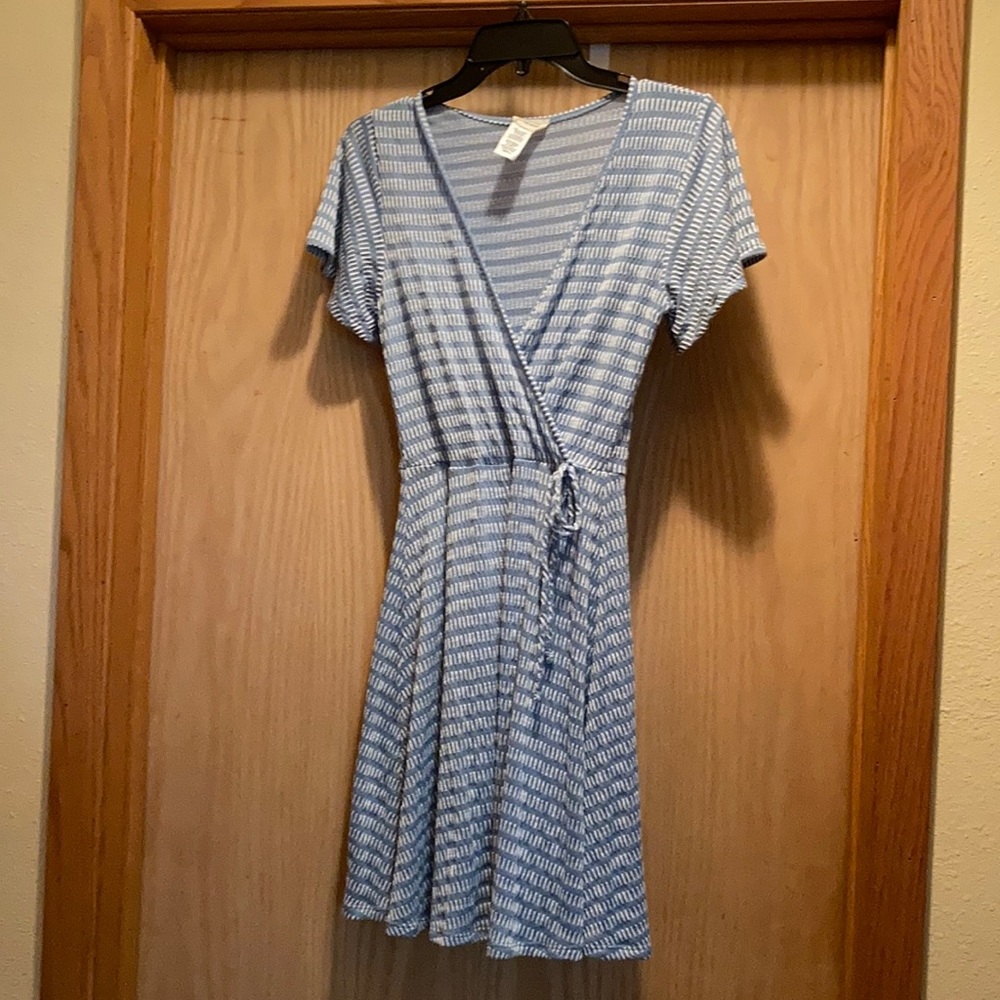 Soft V neck summer dress